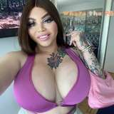 only1valenciahallxxl from onlyfans